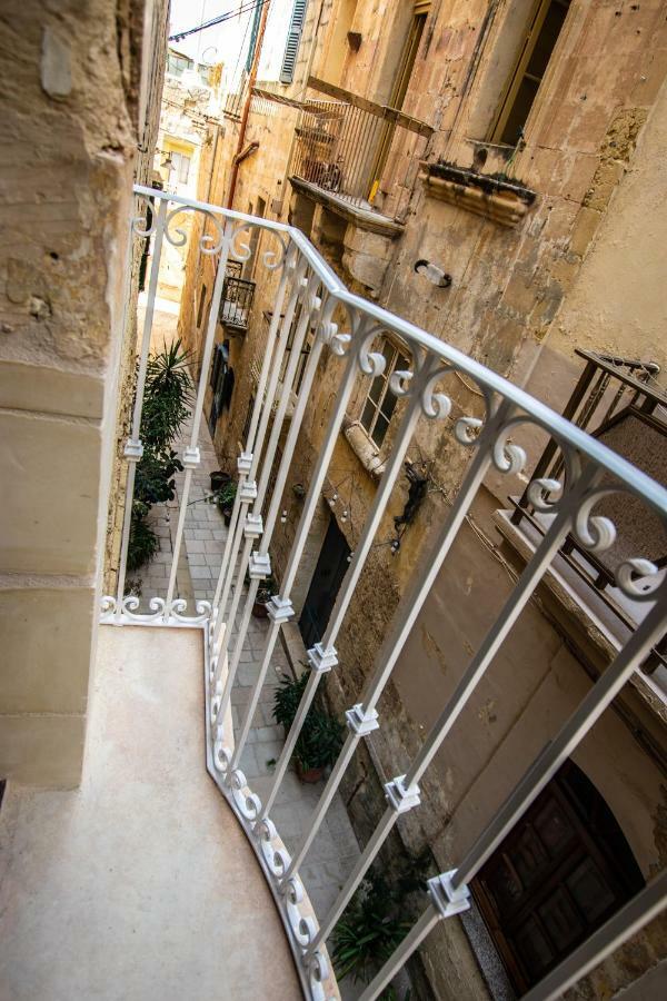 Cosy Townhouse In Historic Centre Villa Birgu Exterior foto